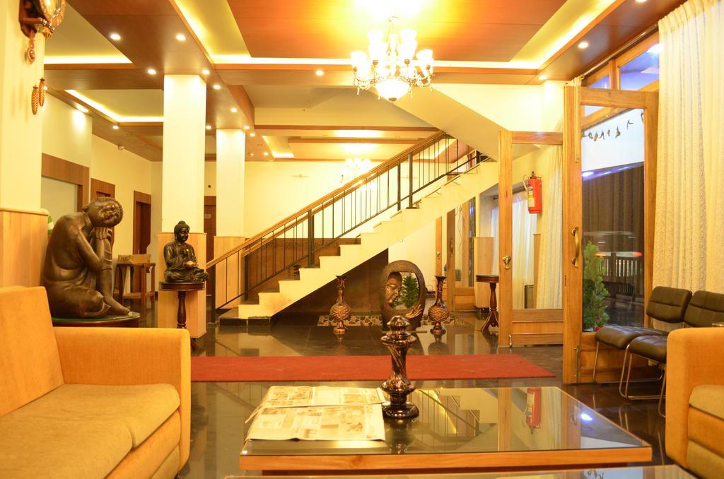 Hotel The Golden Crest à Gangtok Extérieur photo