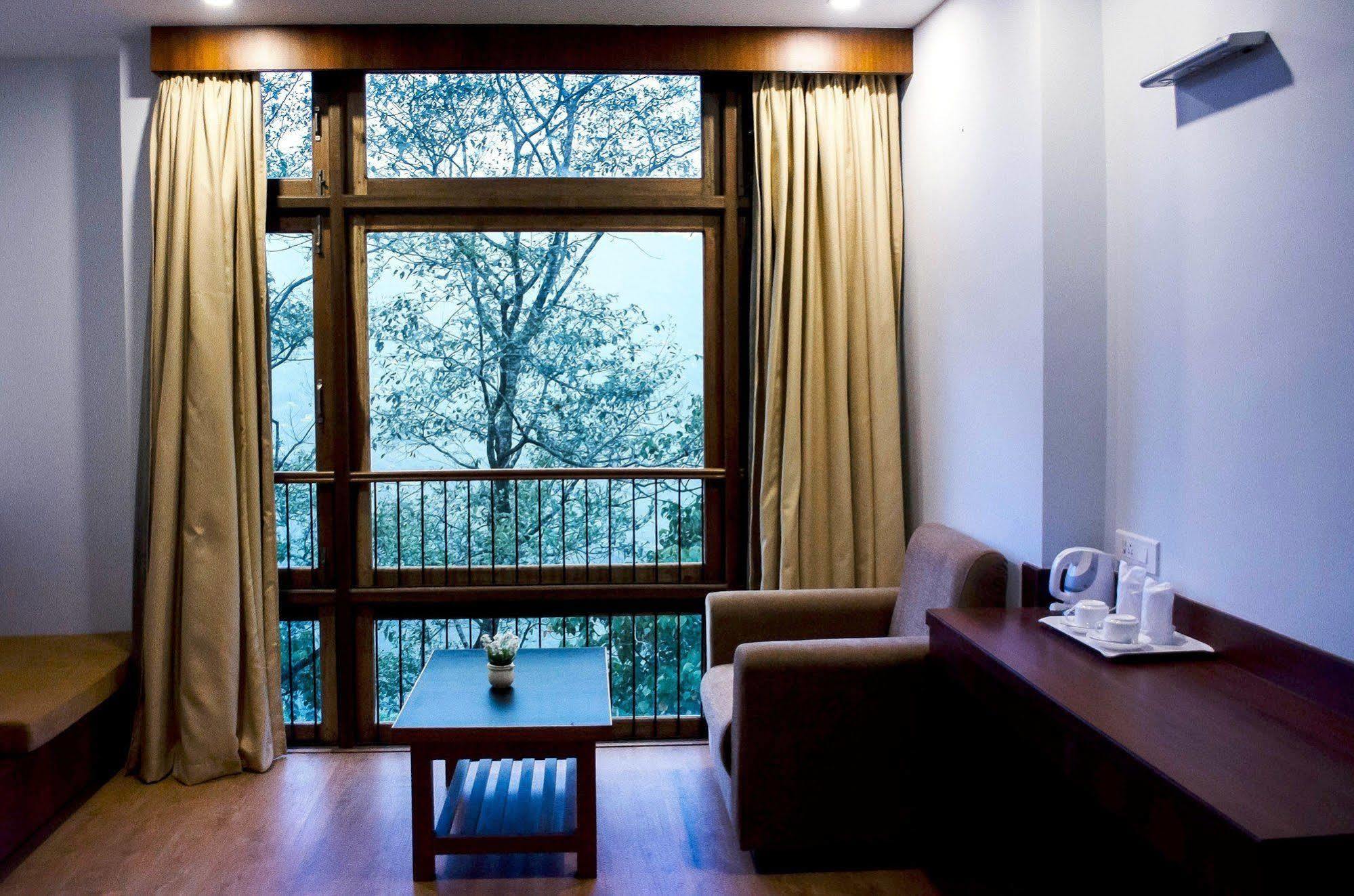 Hotel The Golden Crest à Gangtok Extérieur photo