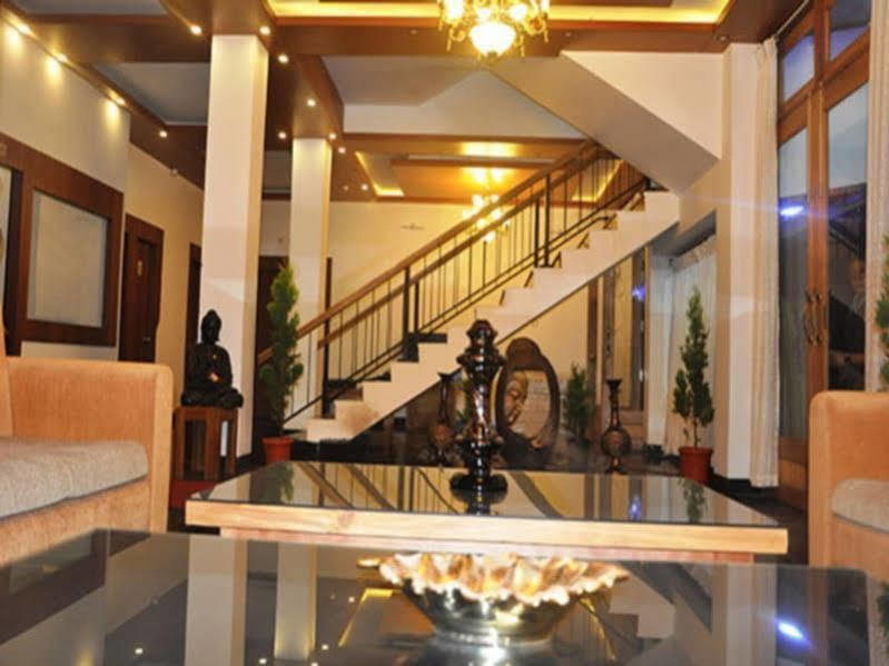 Hotel The Golden Crest à Gangtok Extérieur photo